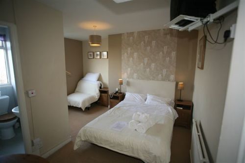 Blossoms York Guesthouse Exterior photo
