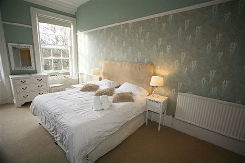 Blossoms York Guesthouse Exterior photo